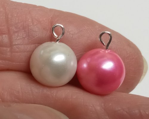 Judy Larson's Two Ways to Make Simple Loops - , Findings & Components, Toggles & Clasps, Earwire & Headpin, Loops, Wire Loop, Wrapped Wire Loop, they are shown side by side